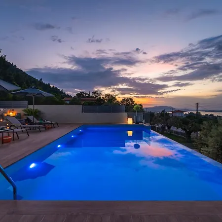Anmian Hotel apartamentowy 4*
